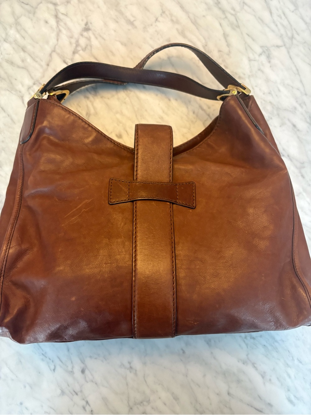 Vintage Gucci Leather Shoulder Bag – Medium Soft Stirrup (Early 2000s) - Picture 2 of 10